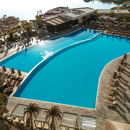 Lords Palace Hotel Spa Casino Кіренія Екстер'єр фото